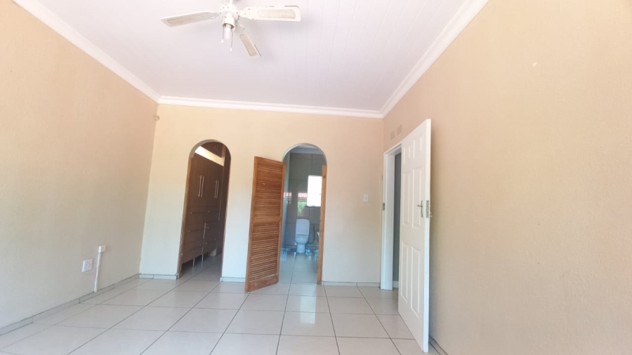 To Let 3 Bedroom Property for Rent in Pellissier Free State